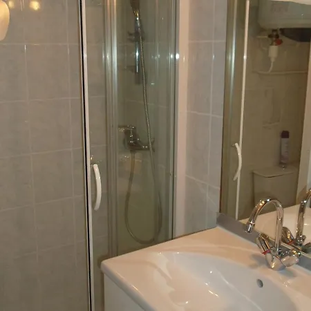 Apartment 26m² Sud/est Avec Balcon A Balaruc-les-bains, Animaux Acceptes - Fr-1-503-69 Balaruc-les-Bains